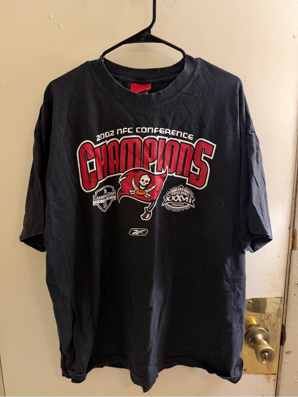 Vintage Tampa Bay Buccaneers 2002 NFC Champions Black Graphic T-Shirt